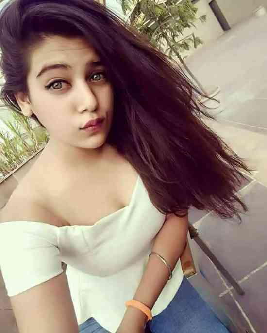Airhostess Call Girl In Delhi
